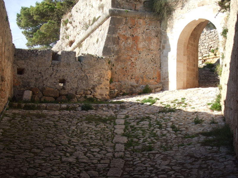 Le château d'Haghios Georgios